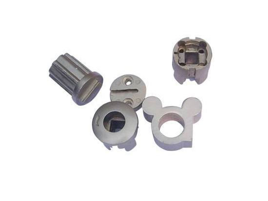 五(wu)金壓鑄(zhu)件