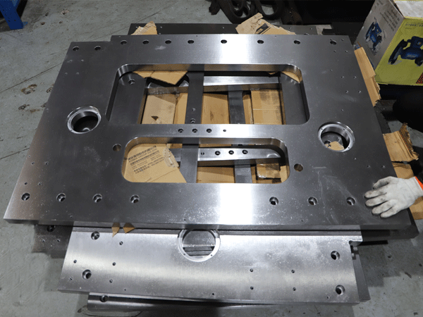 龍(long)門銑床(chuang)加工